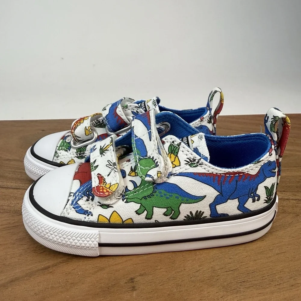 New Little Kids Converse Chuck Taylor All Star Dino Party Sneakers‎ Size 7 C